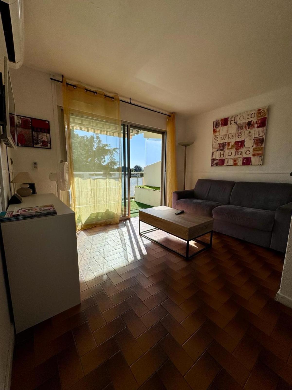 Beau Studio Climatise Face A La Mer La Ciotat Dış mekan fotoğraf